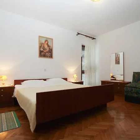 Apartment Evelina 1057 Pjescana Uvala