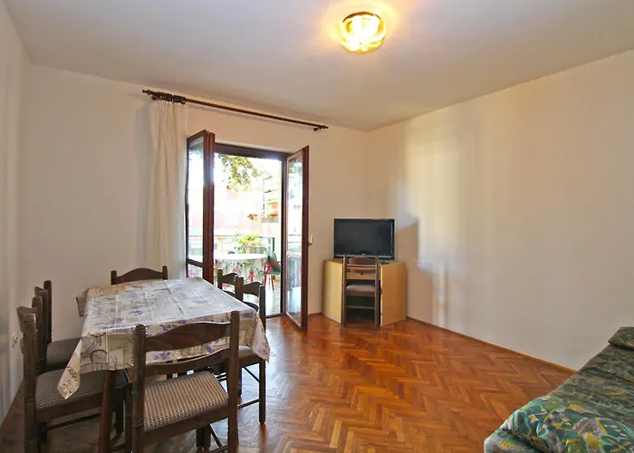 Evelina 1057 Appartement