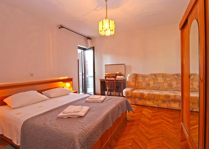 Evelina 1057 Appartement *