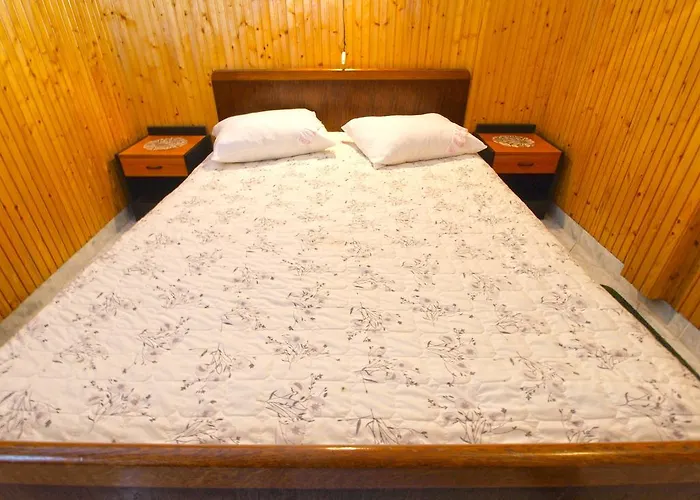Evelina 1057 Appartement *